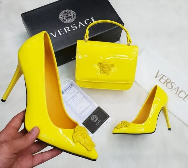 Versace ensemble Chaussures talons hauts & Sac à main - vernis Jaune - Neuf