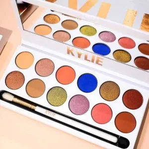 KYLIE Jenner - Palette de 12 couleurs - avec Brosse